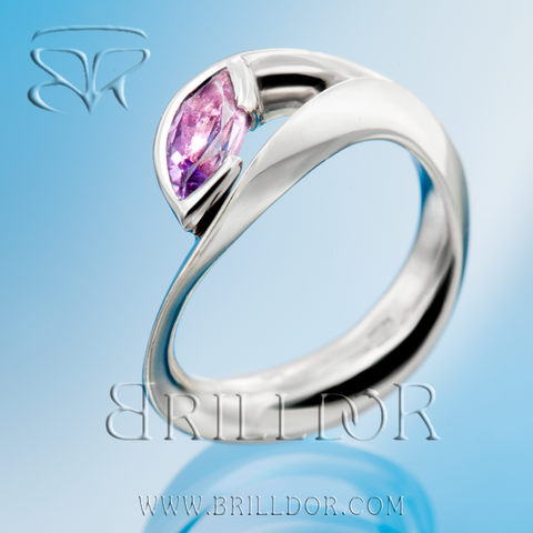 Snake eye ring