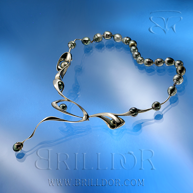 Surf necklace and pearl row Brilldor