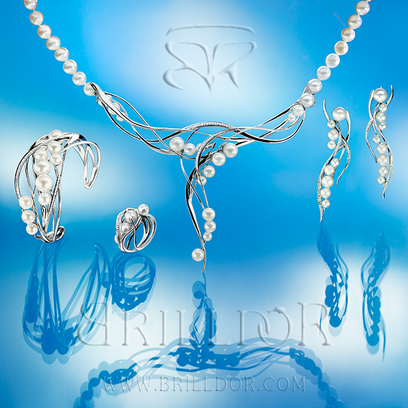 Flirt pearl row necklace